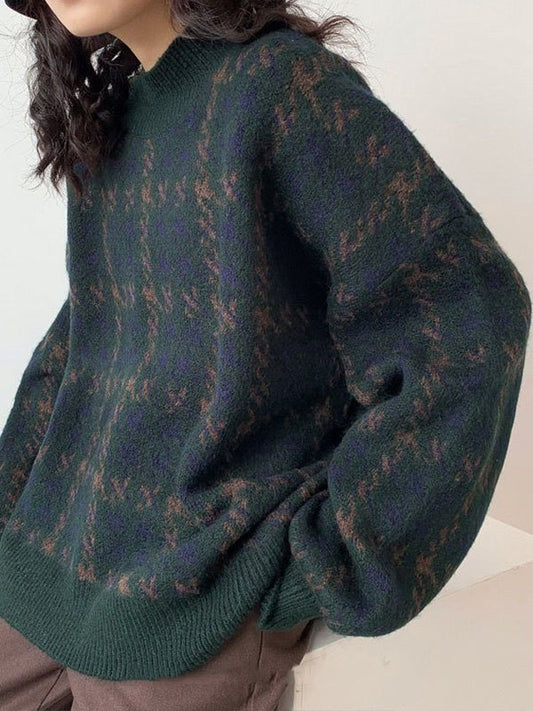 Vintage green knitted sweater with check pattern