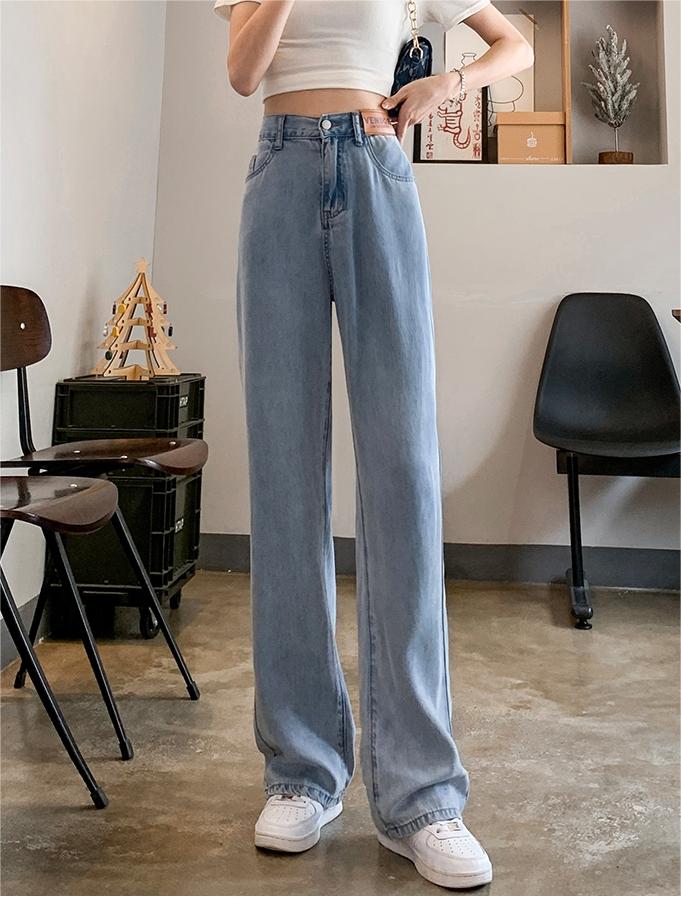 Basic baggy air jeans with a high waist