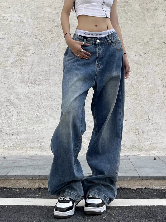 Vintage blue boyfriend jeans with washed effect