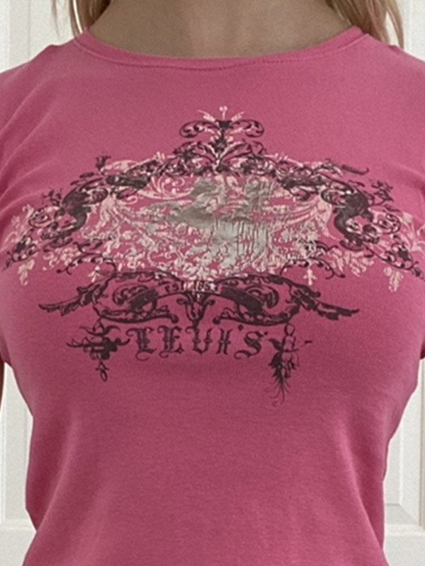 Vintage top with Acanthus logo