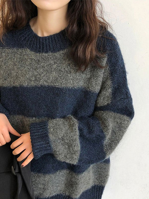 Oversized sweater with stripes