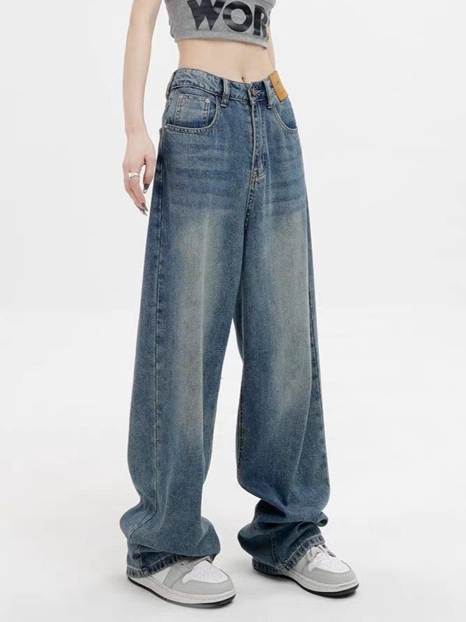 2000s blue baggy boyfriend jeans with wash effect